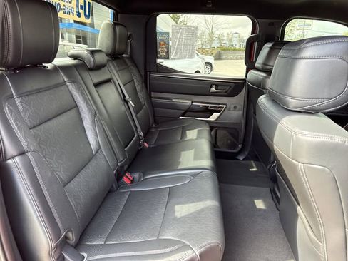 Used 2025 Toyota Tundra Limited image 28
