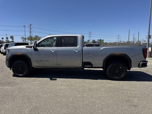 New 2026 GMC Sierra 2500 Denali w/ Denali Reserve Package AWD/4WD image 5