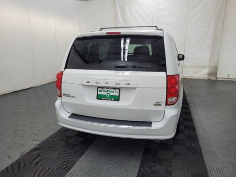 Used 2015 Dodge Grand Caravan SXT FWD image 7
