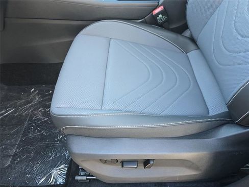 New 2026 Volkswagen Tiguan SE R-Line image 15