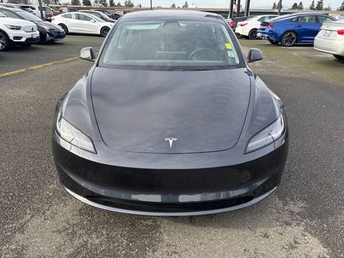 Used 2024 Tesla Model 3 image 2