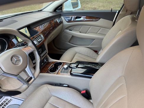 Used 2014 Mercedes-Benz CLS 550 image 12