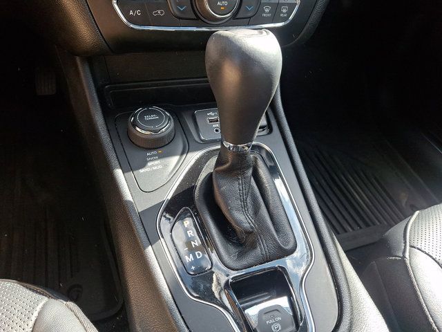 Used 2020 Jeep Cherokee Limited AWD/4WD image 18