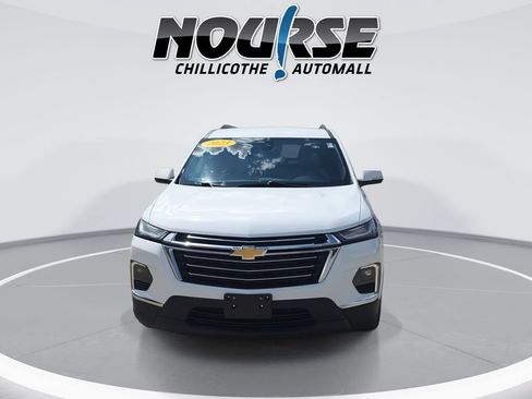 Used 2023 Chevrolet Traverse LT w/ LPO, Cargo Package AWD/4WD image 3