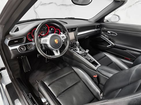 Used 2016 Porsche 911 Carrera image 17