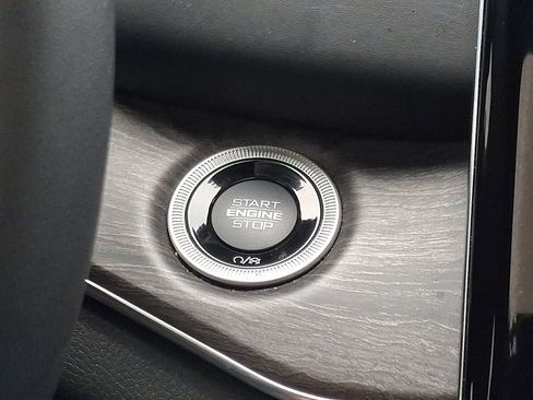 Used 2022 Jeep Grand Cherokee Overland image 26