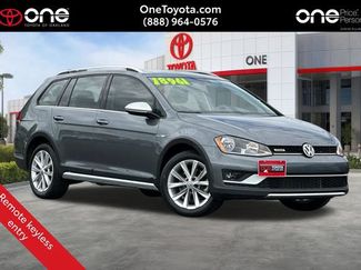 Used 2017 Volkswagen Golf Alltrack SE AWD/4WD 360° Tour