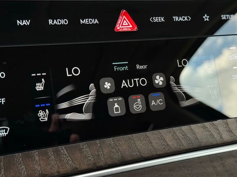 New 2026 Genesis GV80 2.5T Advanced image 36