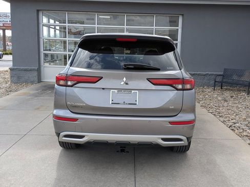 Used 2022 Mitsubishi Outlander SE image 5