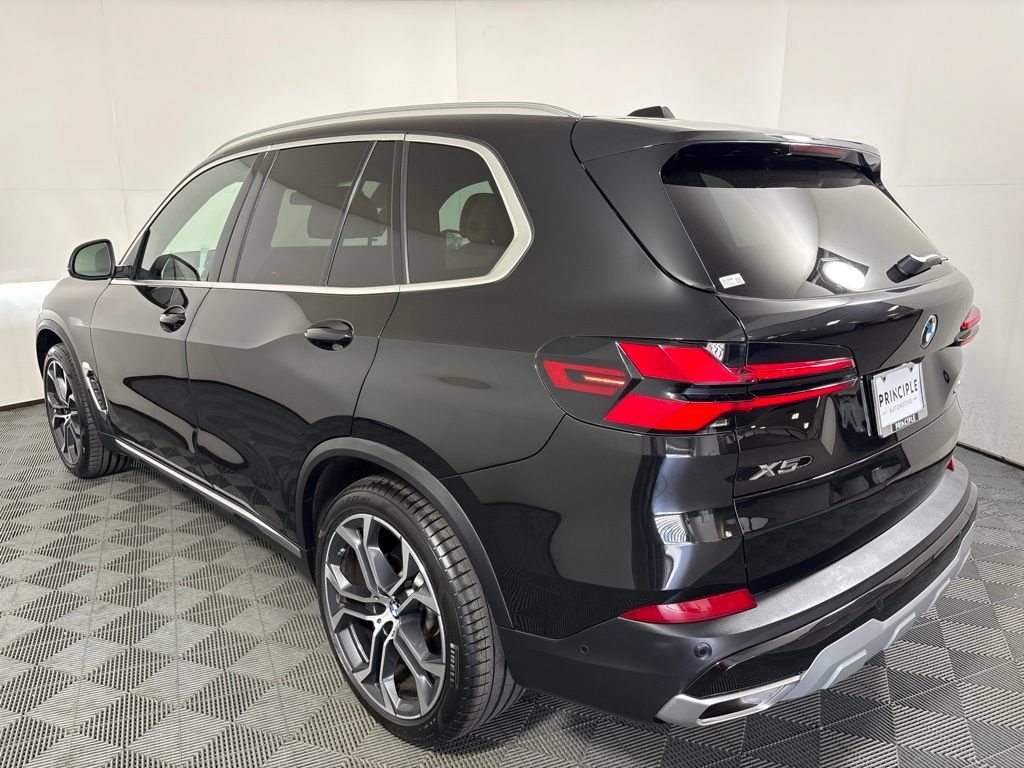 Certified 2024 BMW X5 sDrive40i w/ Premium Package RWD image 7