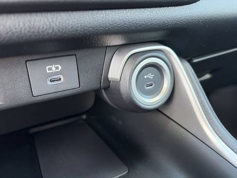 Used 2025 Toyota Grand Highlander FWD image 27