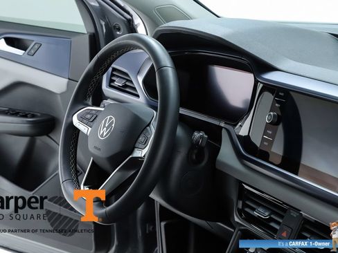 Used 2023 Volkswagen Taos SE w/ Panoramic Sunroof Package FWD image 72