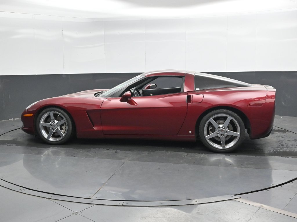 Used 2007 Chevrolet Corvette Coupe w/ Preferred Equipment Group RWD image 7