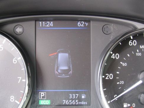 Used 2020 Nissan Rogue SV image 19