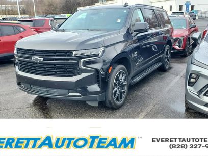 Used 2024 Chevrolet Suburban RST w/ Luxury Package