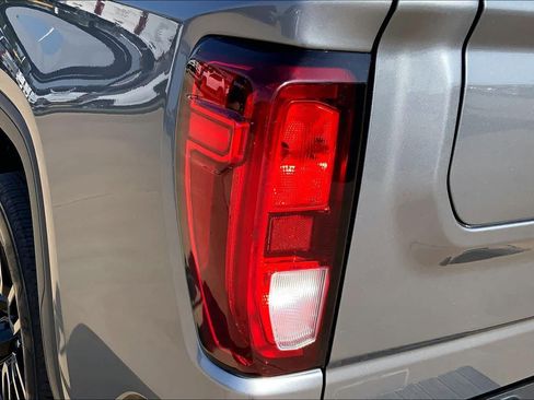 Used 2021 GMC Sierra 1500 Elevation AWD/4WD image 28