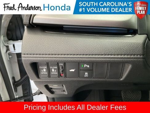 New 2026 Honda Odyssey Touring image 9