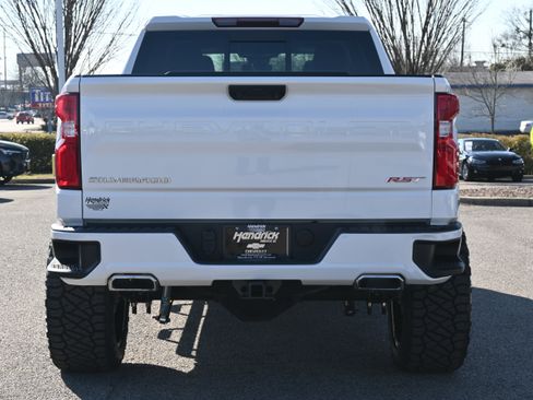 Used 2023 Chevrolet Silverado 1500 RST w/ Convenience Package II image 9