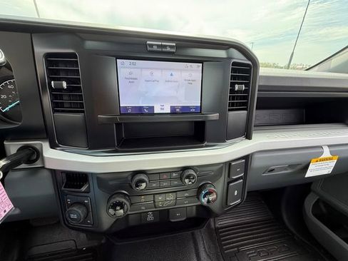 New 2026 Ford F250 XL w/ XL Off-Road Package AWD/4WD image 15
