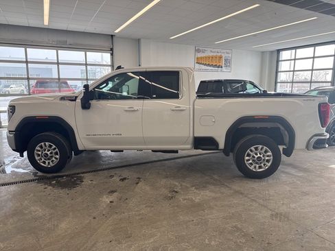 Used 2024 GMC Sierra 2500 SLE w/ SLE Convenience Package image 20