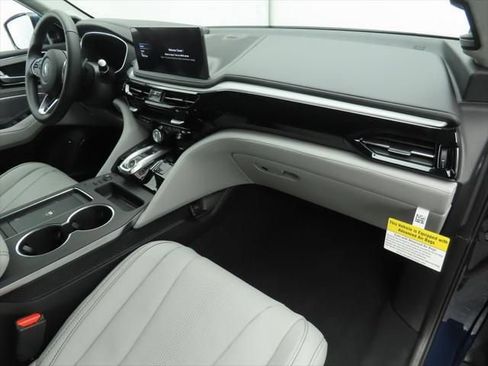 Used 2026 Acura MDX w/ Technology Package FWD image 18