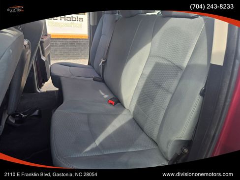 Used 2017 RAM 1500 Express image 9