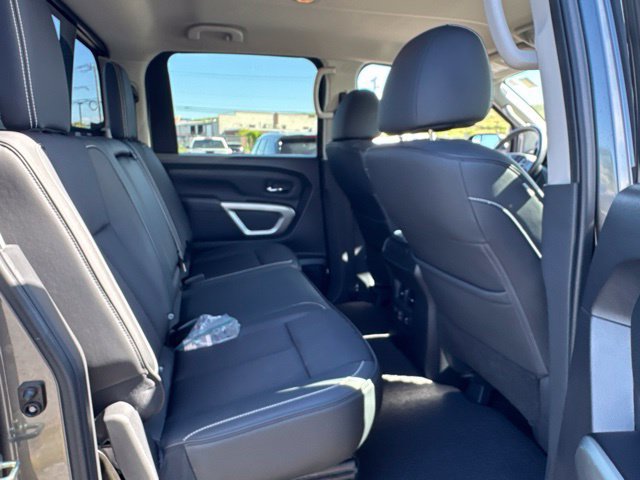 Used 2019 Nissan Titan PRO-4X AWD/4WD image 39