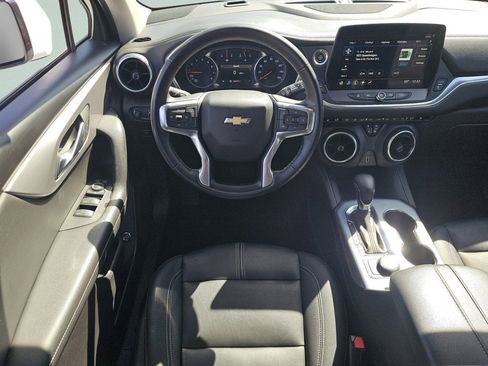 Used 2024 Chevrolet Blazer LT AWD/4WD image 4