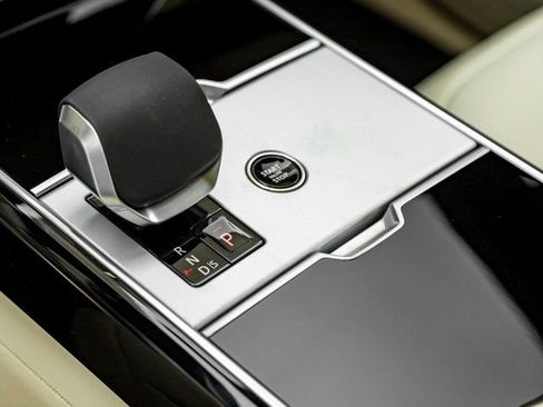 New 2026 Land Rover Range Rover SE AWD/4WD image 19
