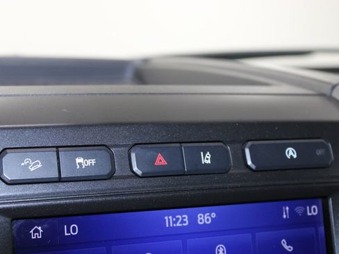 Used 2020 Ford Expedition XLT w/ Equipment Group 202A AWD/4WD image 54