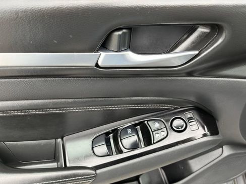 Used 2021 Nissan Altima 2.5 SV FWD image 17