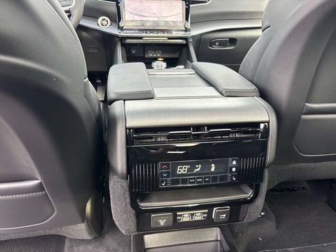 New 2026 Jeep Grand Wagoneer Limited AWD/4WD image 11