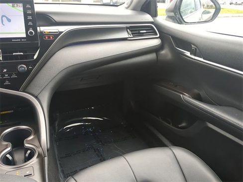 Certified 2022 Toyota Camry XSE image 16