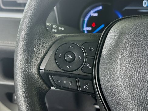 Used 2024 Toyota RAV4 XLE AWD/4WD image 16