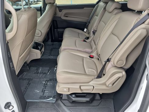 Used 2024 Honda Odyssey EX-L image 24