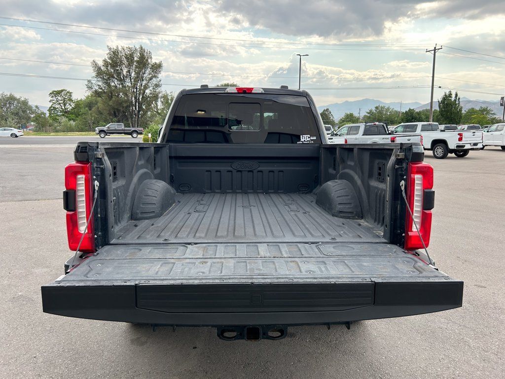 Used 2024 Ford F350 Lariat w/ Lariat Ultimate Package AWD/4WD image 7