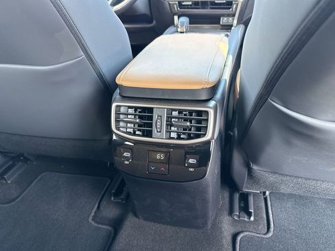 Used 2025 Lexus RX 350 Premium w/ Accessory Package (Z1) FWD image 18