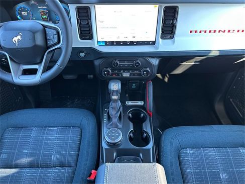 New 2025 Ford Bronco Heritage Edition image 19