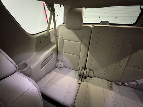 Used 2018 GMC Yukon XL Denali w/ Denali Ultimate Package AWD/4WD image 31
