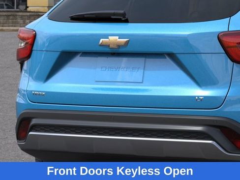 New 2026 Chevrolet Trax LT w/ Driver Confidence Package FWD image 15