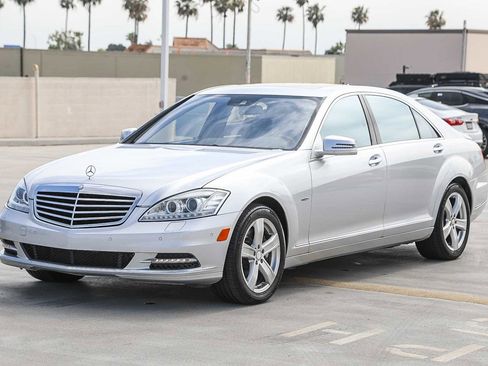 Used 2012 Mercedes-Benz S 550 image 3