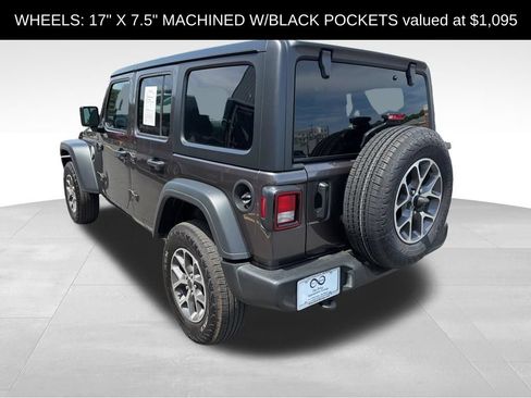 Used 2025 Jeep Wrangler Unlimited Sport AWD/4WD image 5