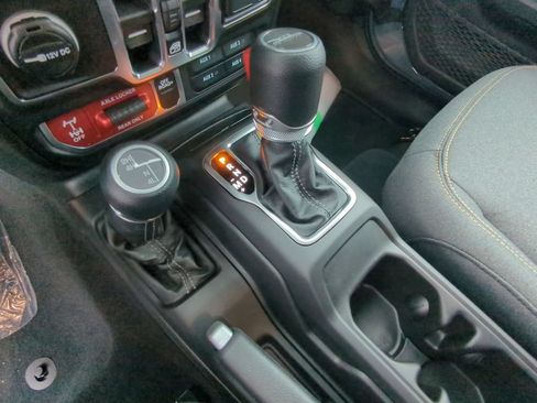 New 2026 Jeep Gladiator Sport AWD/4WD image 23