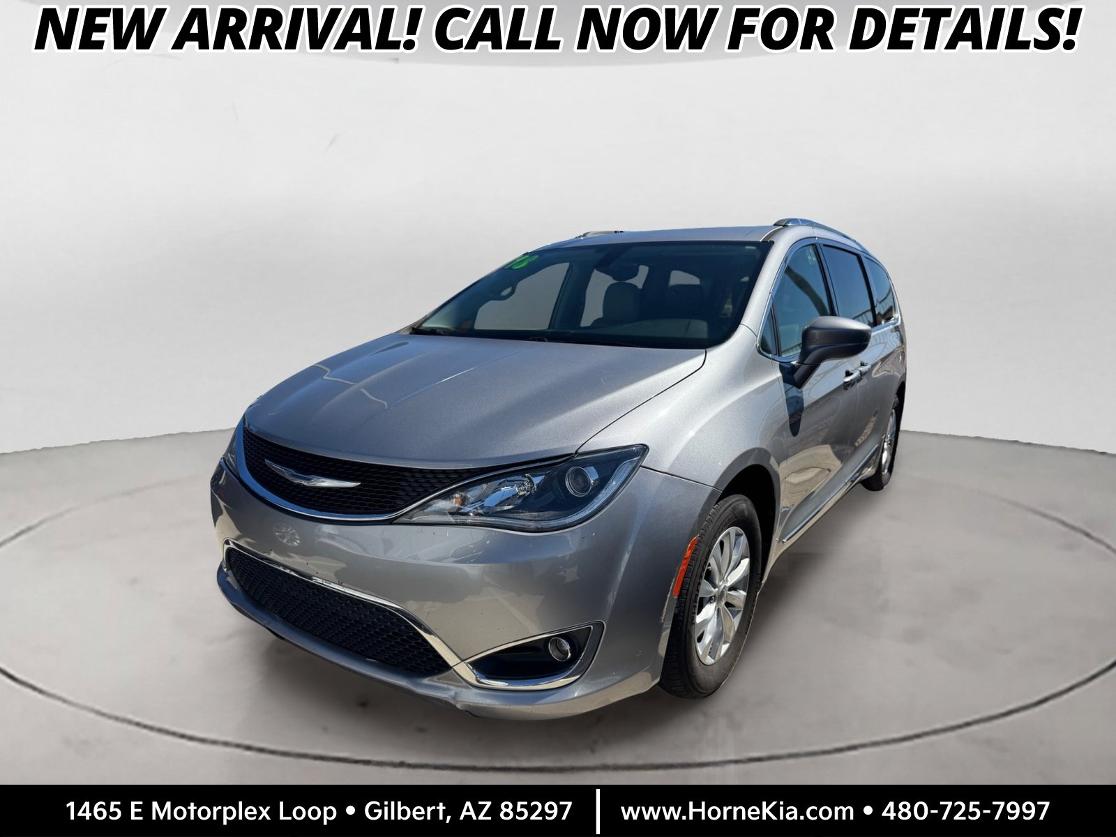 Used 2018 Chrysler Pacifica Touring-L Plus FWD image 1