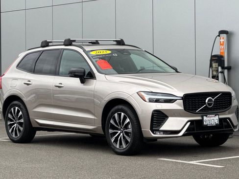 Used 2025 Volvo XC60 B5 Core w/ Protection Package Premier image 7