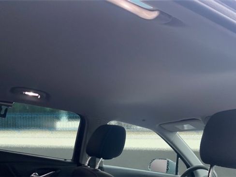 Used 2024 Chevrolet Blazer LT w/ Convenience Package image 16