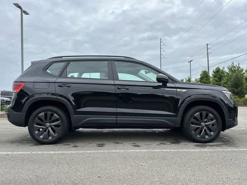 Used 2024 Volkswagen Taos S FWD image 3