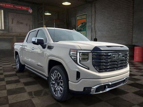 New 2026 GMC Sierra 1500 Denali Ultimate w/ LPO, Black Badging Package AWD/4WD image 7