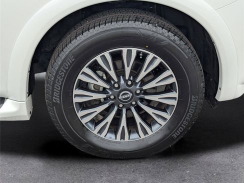 Used 2024 Nissan Armada SL w/ Midnight Edition Package RWD image 6