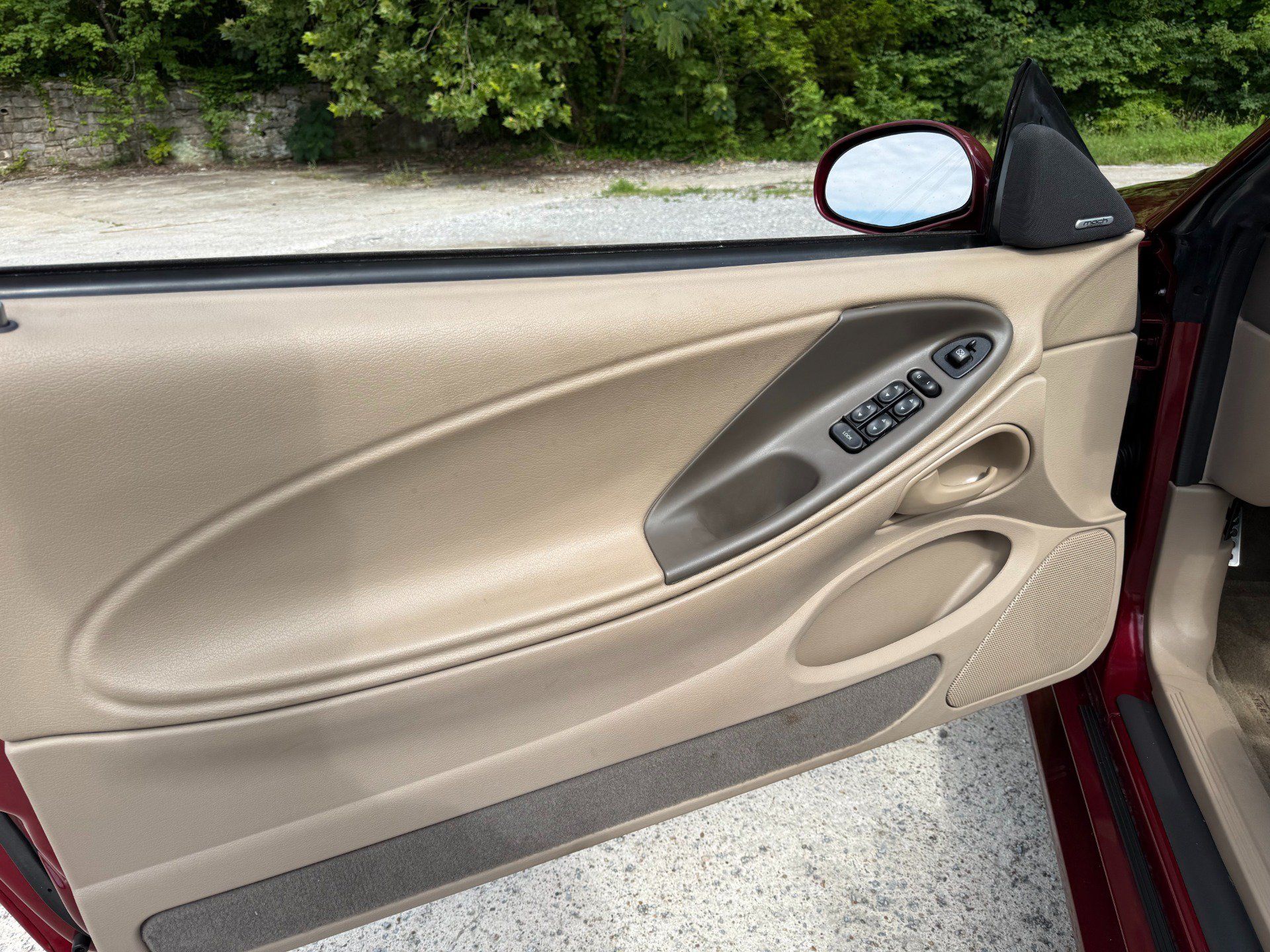 Used 2004 Ford Mustang GT RWD image 55